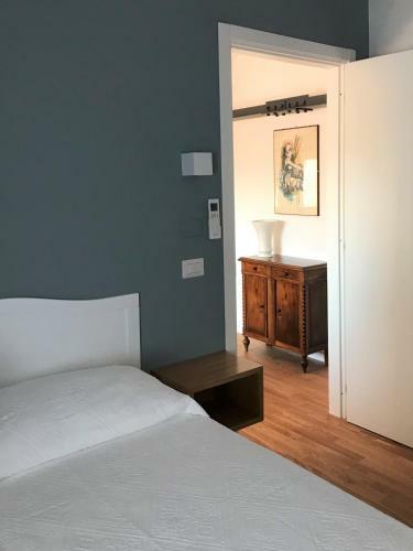 Hostal Cinema House Apartments