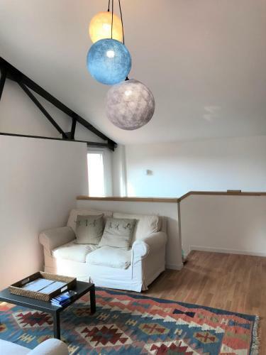 Hostal Cinema House Apartments