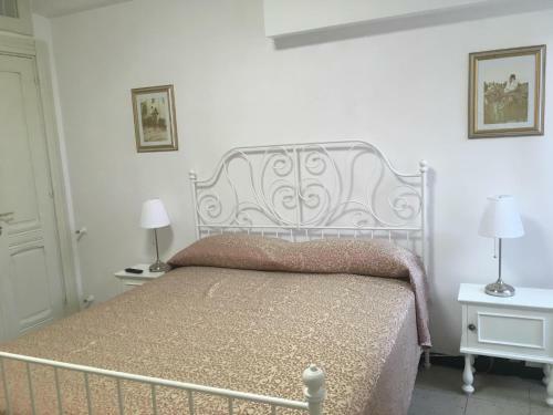 B&B Juighissa Leonora