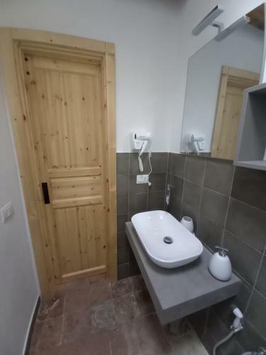 Hostal La Finestra Su Noto