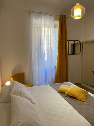 Hostal Bianca Rooms