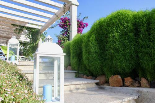 Luxury Country Villa By Sardiniagem, Walk To Beach