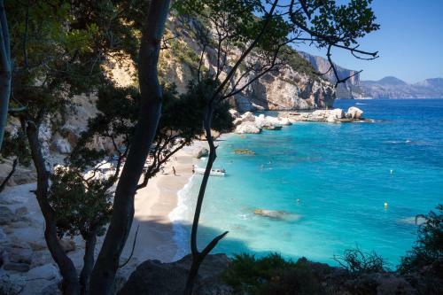 Luxury Country Villa By Sardiniagem, Walk To Beach
