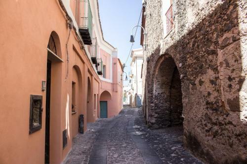 Apartamento Casa Chessa Vardeu_appartamento In Centro Storico