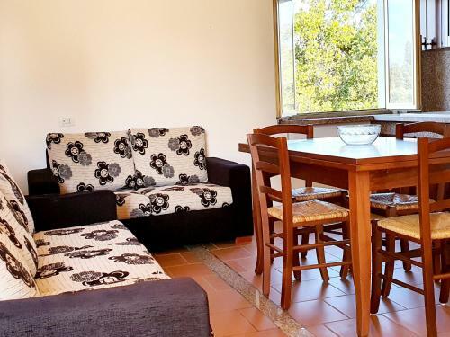 Dommos - Marinaway Apartments