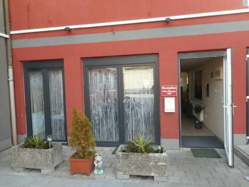 Hostal Pension Alis