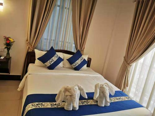 Rain Rock Hotel