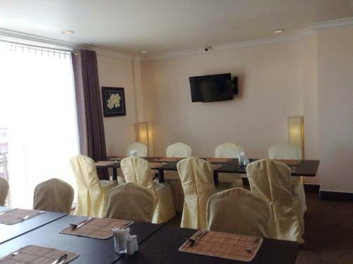 Rain Rock Hotel