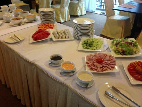 Rain Rock Hotel