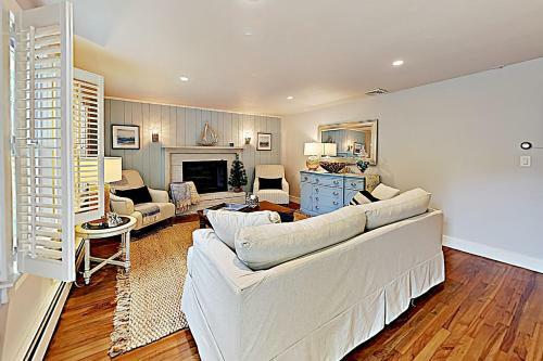 Little River Manor