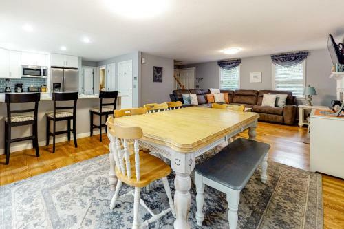 Cotuit Bay Bungalow