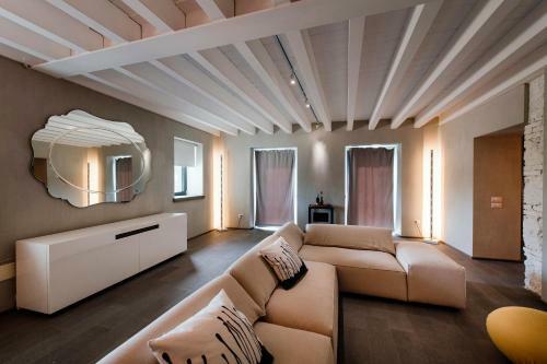 Bed & Breakfast Rara Factory Design House
