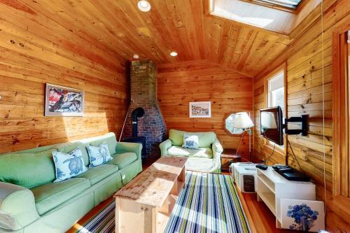 Cliff House Beach Retreat