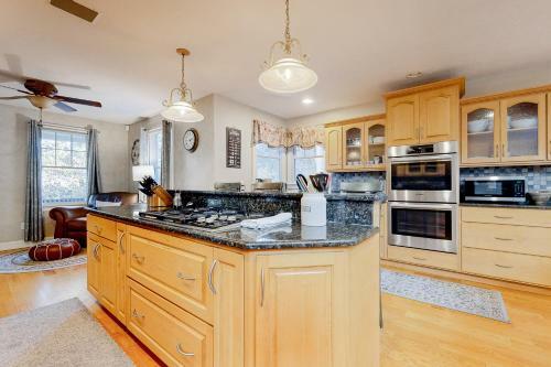 Ocean Crest Cottage