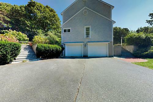 Sandy Neck Oasis