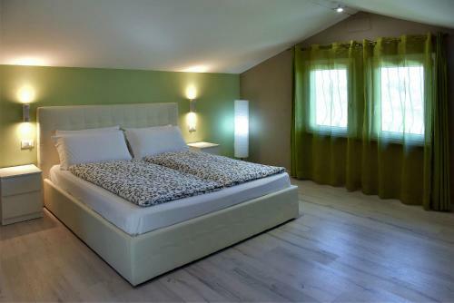 Garda Bloom Holiday Apartments