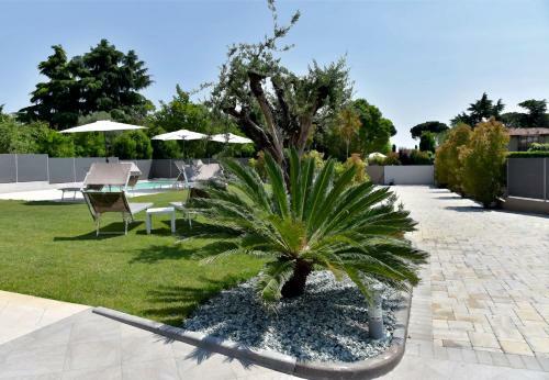 Garda Bloom Holiday Apartments