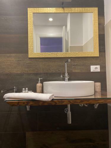 B&B Libert�