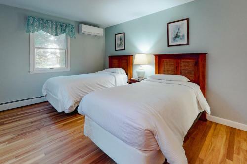 Island Bay Bungalow