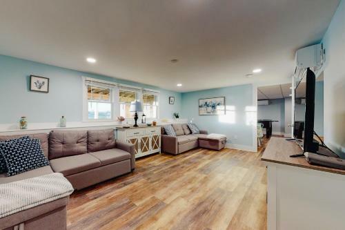 Island Bay Bungalow