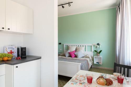 Hostal Altr� Guest House