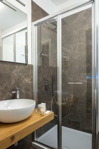 Hostal J Rooms