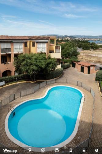 Navy Apartment With Pool & Sea View