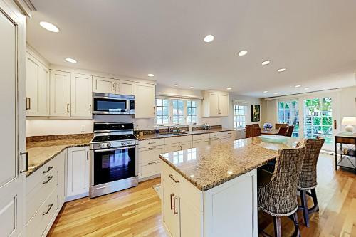 Harborside Retreat