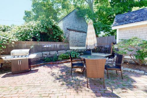 Plum Cove Beach House