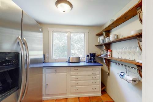 Plum Cove Beach House