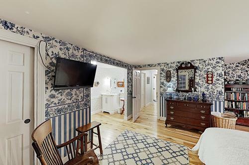 Cape Harbor Hideaway