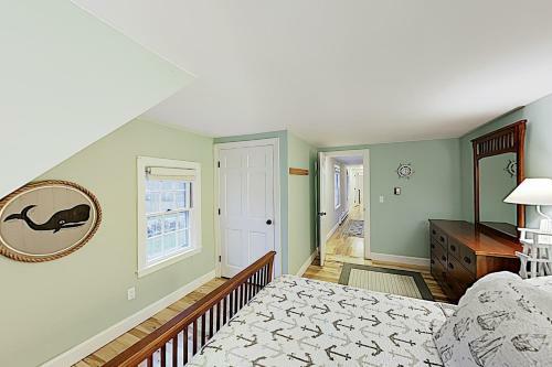 Cape Harbor Hideaway