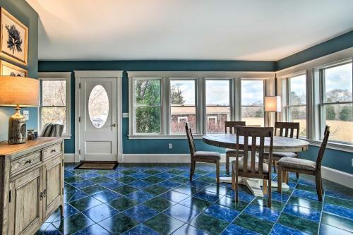 Riverfront Kingston Home With Deck And Fire Pit!