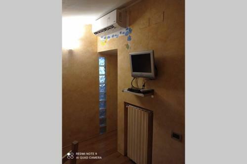 Palo Del Colle Ierva Chiain, Guest House