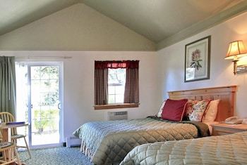 River's Edge Resort