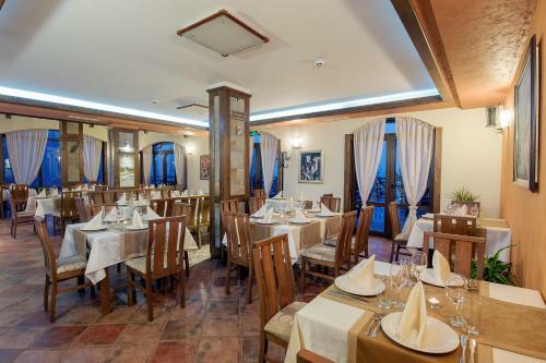 Oak Residence Aparthotel