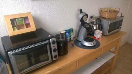 Airport Apartment