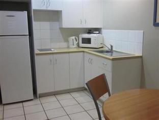 Cosmopolitan Motel & Serviced Apartments