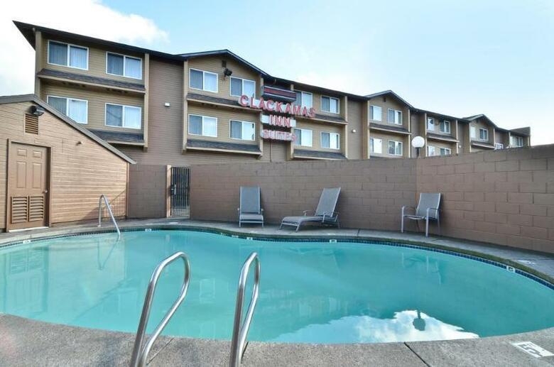 Hotel Clackamas Inn And Suites