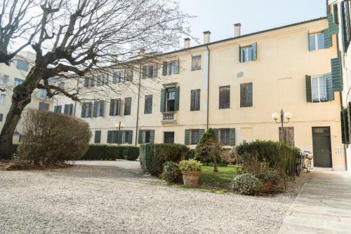 Apartamento Ca?too Dimora Di Design In Centro