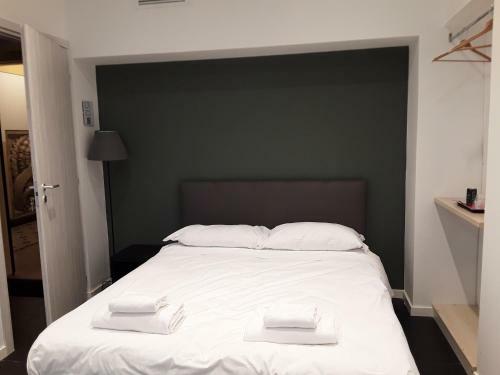 Hostal Savoia Rooms