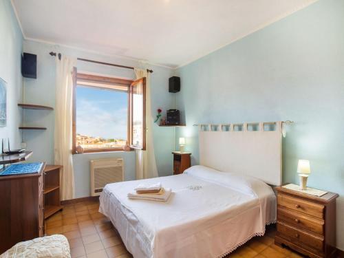 Beachfront Apartment In Sardegna With Balcony