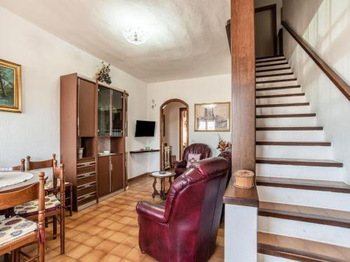 Beachfront Apartment In Sardegna With Balcony