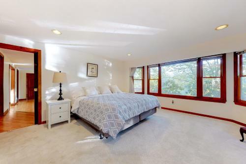 Santuit Pond Retreat