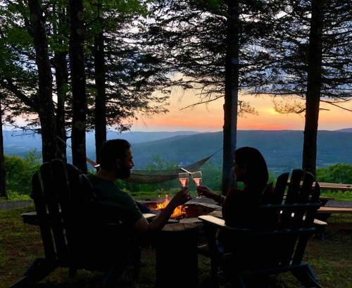 The Mohawk Cabin @ Wigwam Western Summit