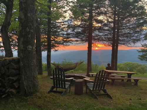 The Mohawk Cabin @ Wigwam Western Summit