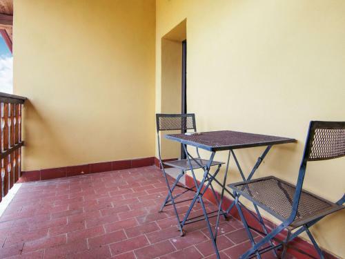 Secluded Villa In Parenti With Garden