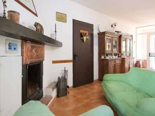 Secluded Villa In Parenti With Garden