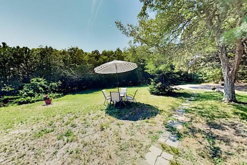 Oak Leaf Cape Cottage