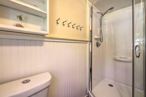 Elegant Orleans Home With Private Beach Access!